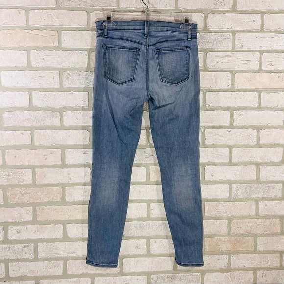 J Brand Capri Skinny Jeans in Strobe Wash Size 25 - Picture 7 of 12